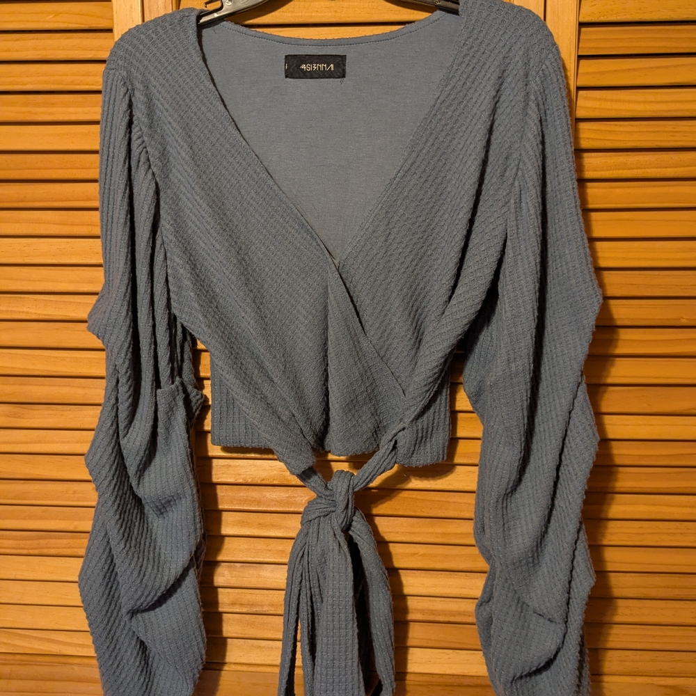 4SI3NNA Blue Textured Wrap Blouse